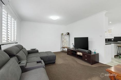 Property photo of 8 Penguin Place Catalina NSW 2536