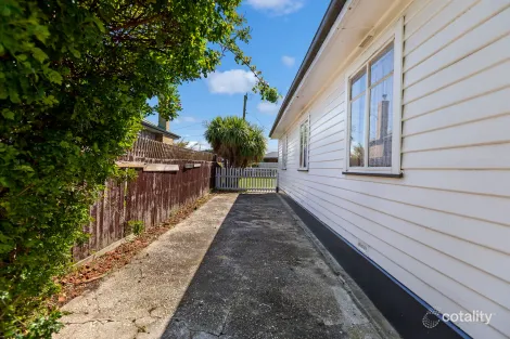 Property photo of 38 Hargrave Crescent Mayfield TAS 7248