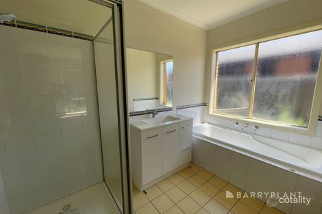 Property photo of 786 Armstrong Road Manor Lakes VIC 3024