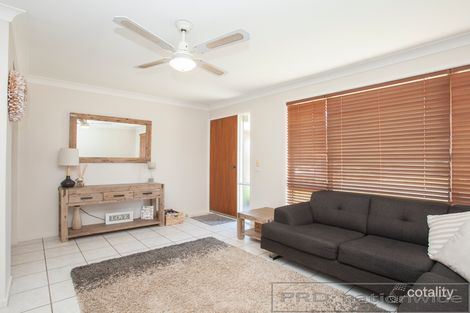 Property photo of 4 Bottlebrush Close Metford NSW 2323