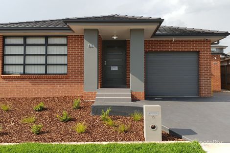 14b Hennings Way, Gledswood Hills, NSW 2557