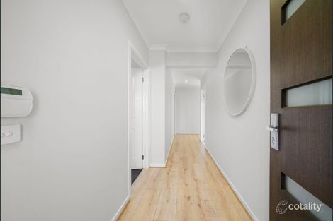 Property photo of 3 Kurrali Crescent Werribee VIC 3030