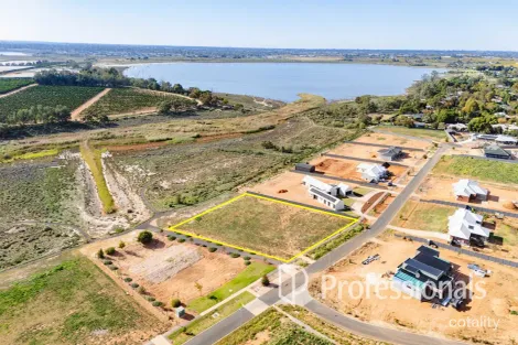 1 Shoreside Ct, Cabarita, VIC 3505