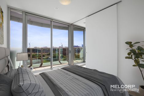 Property photo of 702/241 Harbour Esplanade Docklands VIC 3008