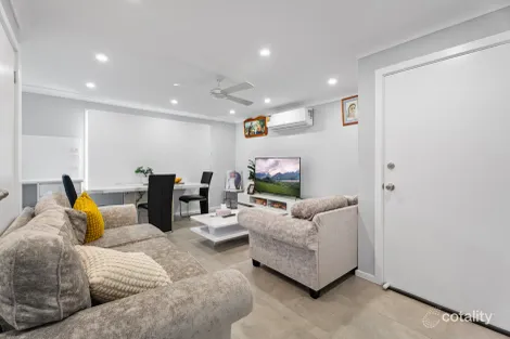 Property photo of 35 Cumbernauld Crescent Dharruk NSW 2770