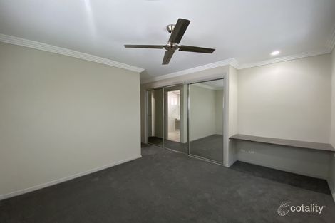 Property photo of 7412 Ellensbrook Drive Hope Island QLD 4212
