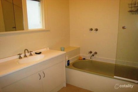 Property photo of 13 Moama Road Malvern East VIC 3145