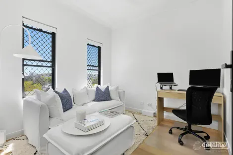 Property photo of 13 Valley Place Hidden Valley QLD 4703