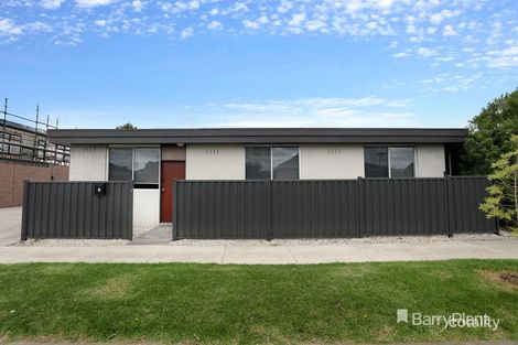 Property photo of 2/30 Wheatsheaf Road Glenroy VIC 3046