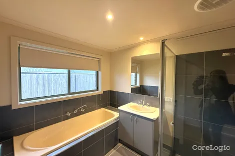 Property photo of 4 Acacia Close Trafalgar VIC 3824