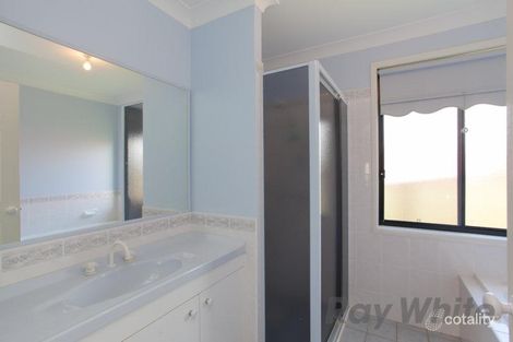 Property photo of 19 Toucan Close Cameron Park NSW 2285