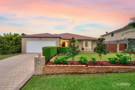 40 Kalbarri St, Parkinson, QLD 4115