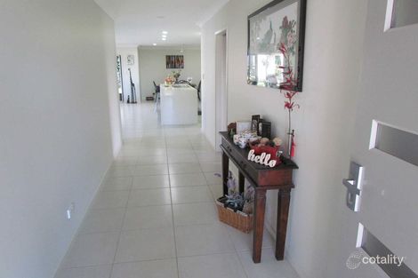 Property photo of 33 Kerrisdale Crescent Beaconsfield QLD 4740