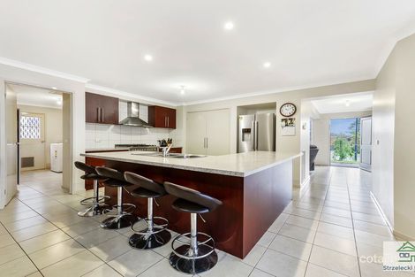 Property photo of 30 Vincent Boulevard Trafalgar VIC 3824