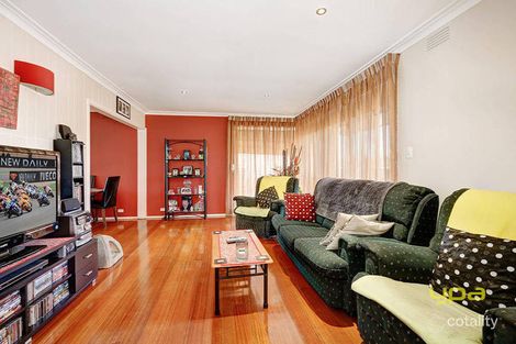 Property photo of 10 Moffatt Crescent Hoppers Crossing VIC 3029