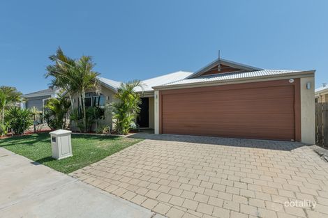 Property photo of 11 Fleetwood Link Ellenbrook WA 6069