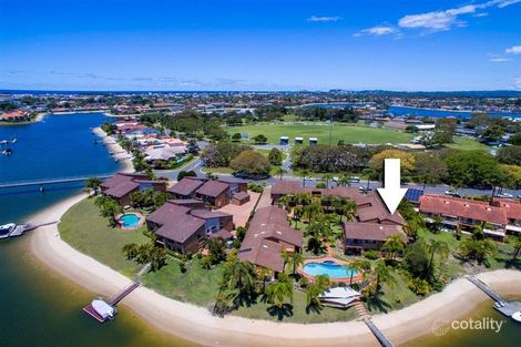 10 Dunlop Ct, Mermaid Waters, QLD 4218