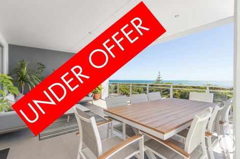52 Rollinson Rd, North Coogee, WA 6163
