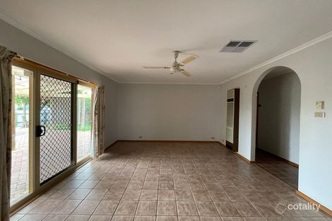 6 Buckingham Dr, Werribee, VIC 3030