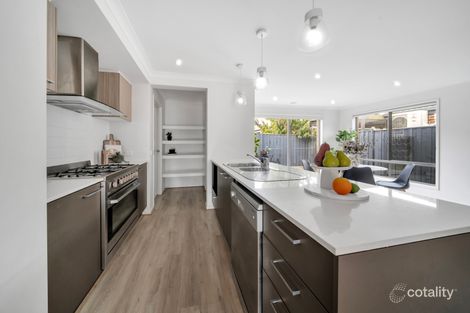 Property photo of 38 Chesney Circuit Clyde VIC 3978