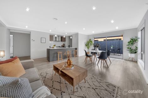 Property photo of 38 Chesney Circuit Clyde VIC 3978