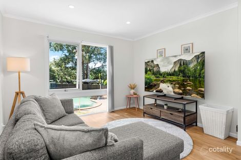 Property photo of 13 Balook Crescent Bradbury NSW 2560