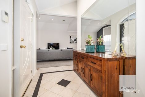 Property photo of 28 Cardinia Crescent Taylors Hill VIC 3037