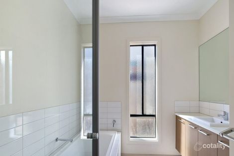 Property photo of 44 Maddock Street Point Cook VIC 3030