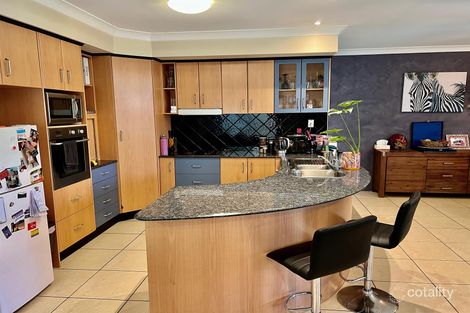 Property photo of 14 Ken Crescent Helensvale QLD 4212