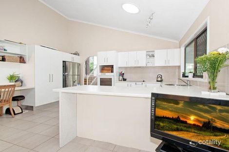 Property photo of 57 Tamworth Drive Helensvale QLD 4212