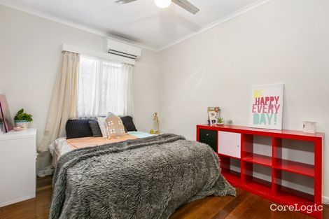 Property photo of 28 Lawson Street Oxley QLD 4075