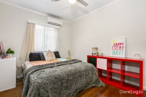 Property photo of 28 Lawson Street Oxley QLD 4075