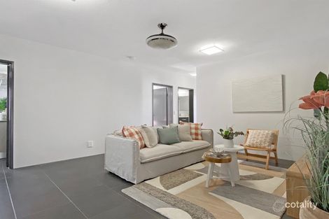 Property photo of 18 Sweetlip Close Kanimbla QLD 4870