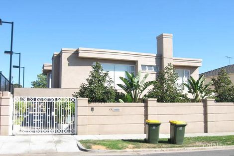 Property photo of 17 Craddock Avenue Caulfield North VIC 3161