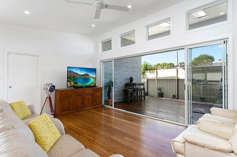 Property photo of 2/107 Tongarra Road Albion Park NSW 2527