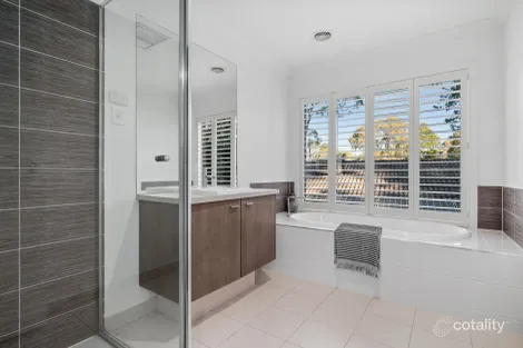Property photo of 3 Oaktree Road Croydon North VIC 3136
