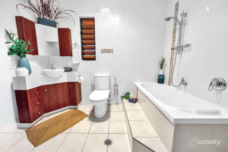 Property photo of 2 Lord Howe Promenade Douglas QLD 4814