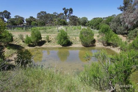Property photo of 90 Glenoe Drive Lara VIC 3212