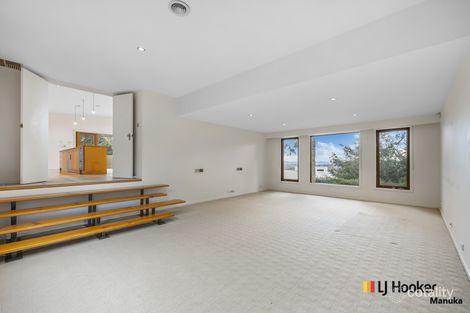 Property photo of 58 Waterfall Drive Jerrabomberra NSW 2619