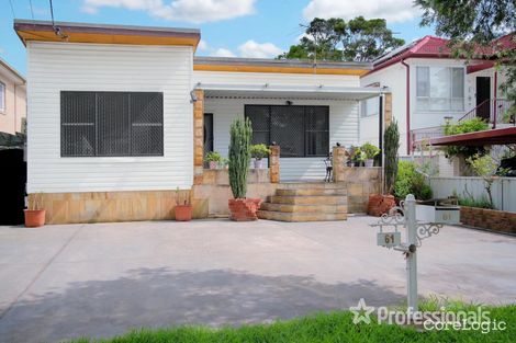 Property photo of 61 Waterside Crescent Carramar NSW 2163