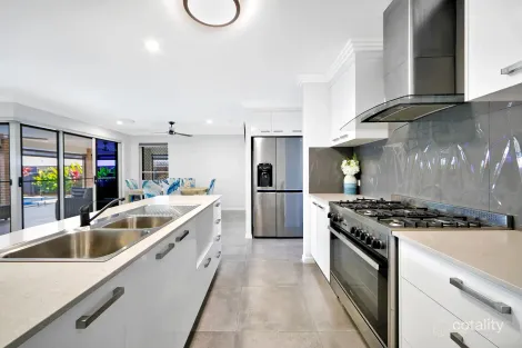 Property photo of 62 Wearing Road Bargara QLD 4670