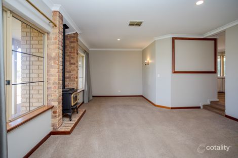 Property photo of 21 Redgum Court Thornlie WA 6108