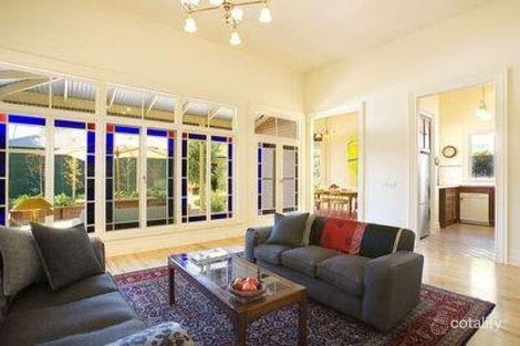 Property photo of 100 Emo Road Malvern East VIC 3145