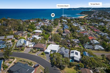 Property photo of 17 Yakaloo Crescent Forresters Beach NSW 2260