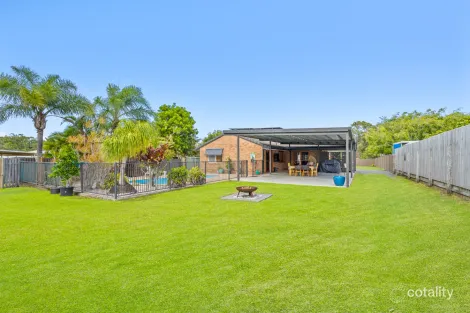 Property photo of 38 Ladbroke Crescent Urangan QLD 4655