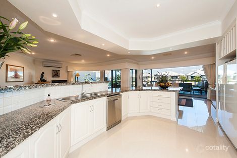 Property photo of 4 Syrenka Turn Halls Head WA 6210
