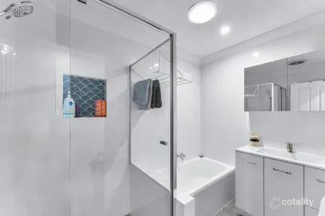 Property photo of 22/54 Gemvale Road Reedy Creek QLD 4227