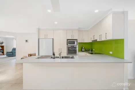 Property photo of 18 Alana Street Murrumba Downs QLD 4503