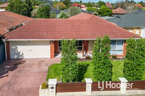 18 Duncraig Ct, Narre Warren, VIC 3805