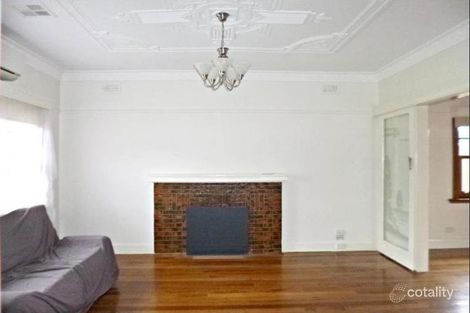 Property photo of 28 Bowes Avenue Airport West VIC 3042